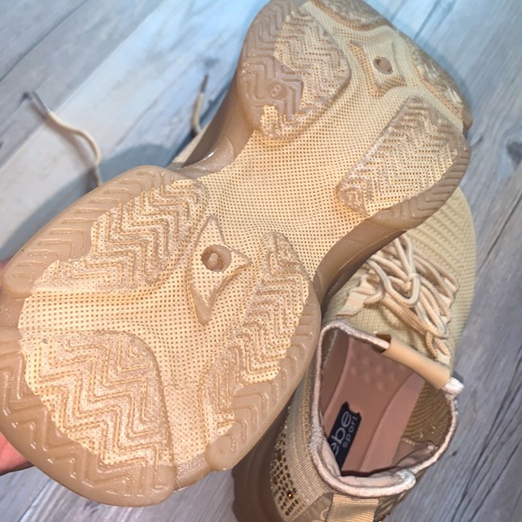 BEBE Shoes - Picture 13 of 13